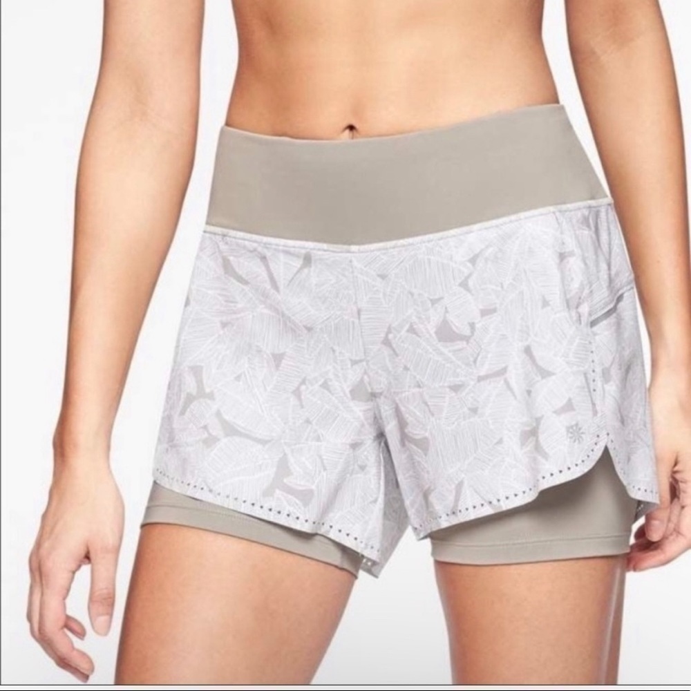Athleta Laser Run 2-in-1 Short Palm grey gray Print XL